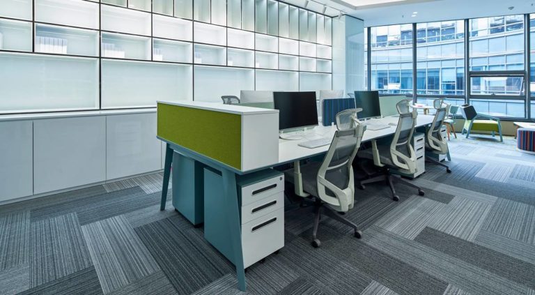 Advantages and Disadvantages of Virtual Offices In Chicago